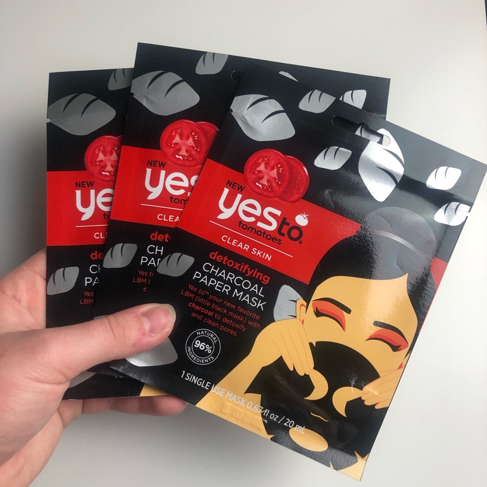 Yes To Detoxifying Charcoal Sheet Masks (bundle)